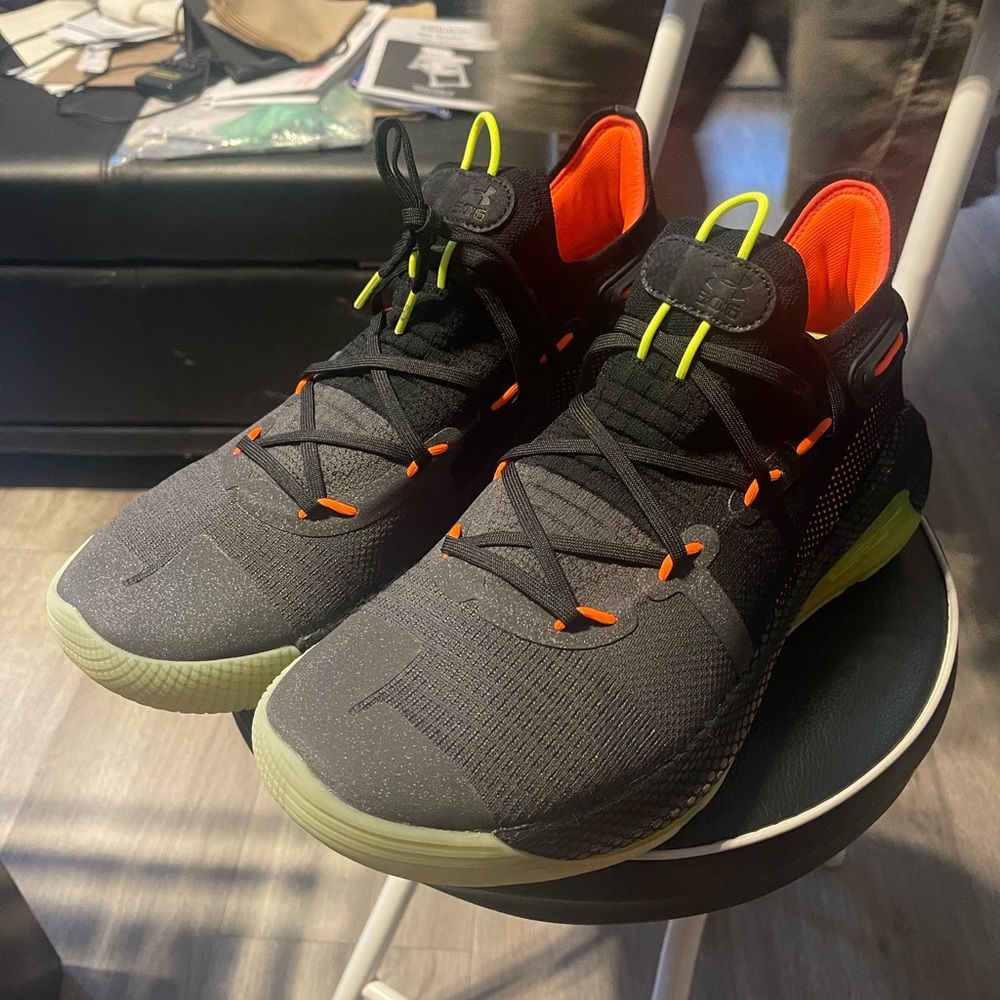 Under Armor Curry 6 Fox Theatre Shoes